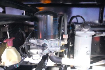 ���� ����T7 200���� 4X2 4.15���Ű���ж��(HFC3180P41K1C7S-1)ͼƬ