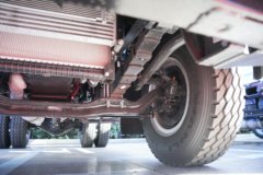 江淮 骏铃T7 200马力 4X2 4.15米排半自卸车(HFC3180P41K1C7S-1)