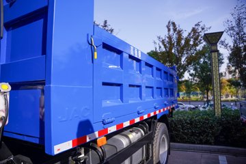 ���� ����T7 200���� 4X2 4.15���Ű���ж��(HFC3180P41K1C7S-1)ͼƬ