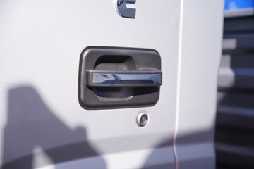 ��������A9 2.5L���� 180���� ��ʿ��8�� 4.18�׵��������ῨͼƬ