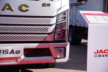 ��������A9 2.5L���� 180���� ��ʿ��8�� 4.18�׵��������ῨͼƬ