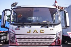 江淮骏铃A9 2.5L柴油 180马力 法士特8档 4.18米单排栏板轻卡