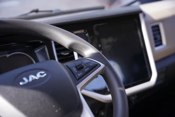 ��������A9 2.5L���� 180���� ��ʿ��8�� 4.18�׵��������ῨͼƬ