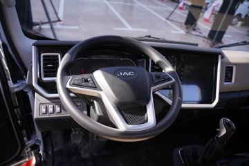 ��������A9 2.5L���� 180���� ��ʿ��8�� 4.18�׵��������ῨͼƬ