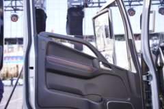 江淮骏铃A9 2.5L柴油 180马力 法士特8档 4.18米单排栏板轻卡