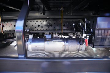 ��������A9 2.5L���� 180���� ��ʿ��8�� 4.18�׵��������ῨͼƬ