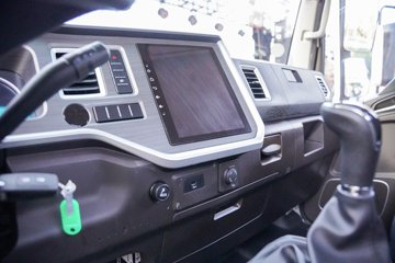 ���� ����A6 2L CNG 150���� ����6�� 4.18�׵��������ῨͼƬ