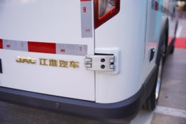 Van宝路&nbsp;电动封闭厢货外观图片