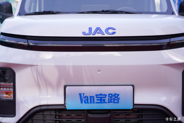 优惠0.58万 无锡市Van宝路电动封闭厢货系列超值促销