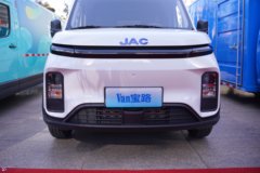 优惠0.5万 无锡市Van宝路电动封闭厢货火热促销中