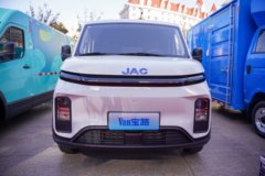 江淮 Van宝路 V8宁德追梦版 2座 5.46米纯电动厢式运输车53.58kWh