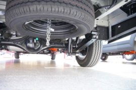 Van宝路&nbsp;电动封闭厢货底盘图片