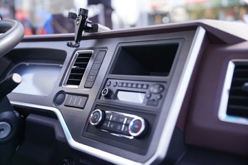 ���� ˧��ES6 4.5T ���Ŵ��綯��դʽ�Ῠ81.14kWhͼƬ