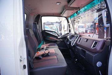 ���� ˧��ES6 4.5T ���Ŵ��綯��դʽ�Ῠ81.14kWhͼƬ