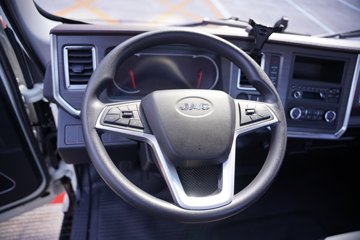 ���� ˧��ES6 4.5T ���Ŵ��綯��դʽ�Ῠ81.14kWhͼƬ