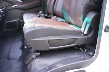 ���� ˧��ES6 4.5T ���Ŵ��綯��դʽ�Ῠ81.14kWhͼƬ