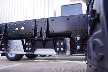 ���� ˧��ES6 4.5T ���Ŵ��綯��դʽ�Ῠ81.14kWhͼƬ