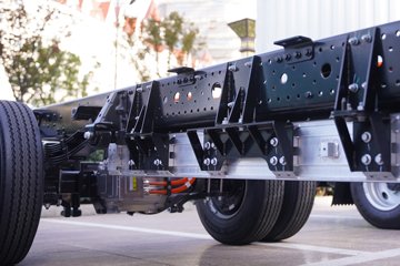 ���� ˧��ES6 4.5T ���Ŵ��綯��դʽ�Ῠ81.14kWhͼƬ