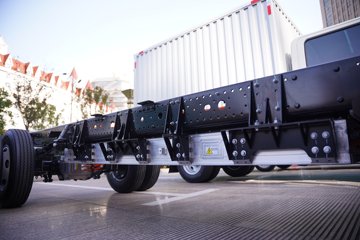 ���� ˧��ES6 4.5T ���Ŵ��綯��դʽ�Ῠ81.14kWhͼƬ