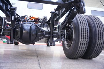 ���� ˧��ES6 4.5T ���Ŵ��綯��դʽ�Ῠ81.14kWhͼƬ