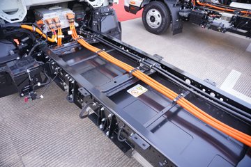 ���� ˧��ES6 4.5T ���Ŵ��綯��դʽ�Ῠ81.14kWhͼƬ