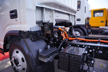 ���� ˧��ES6 4.5T ���Ŵ��綯��դʽ�Ῠ81.14kWhͼƬ