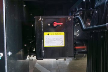 ���� ��ҫX5 18T 4X2 9.8�״��綯��ʽ�ػ���400.64kWhͼƬ