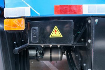 ���� ��ҫX5 18T 4X2 9.8�״��綯��ʽ�ػ���400.64kWhͼƬ