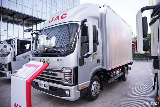 ����˧��S7 2.5L���� 180���� ����6�� 4.12�׵�����ʽ�Ῠ