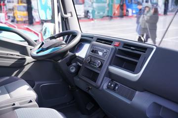 ���� ˧��ES3L 4.5T 3.2��˫�Ŵ��綯��ʽ�Ῠ63.75kWhͼƬ