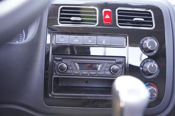 ���� ����X6 2.0L 127���� CNG 3.8�׵�������΢��(HFC1036PV3N3C1S-1)ͼƬ