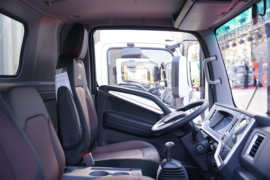 骏铃A7&nbsp;载货车驾驶室                                               图片