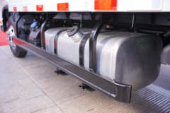 江淮 骏铃A7 170马力 4.12米单排厢式轻卡