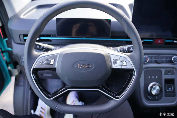 优惠0.58万 无锡市Van宝路电动封闭厢货系列超值促销