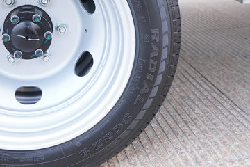 ���� ����U7 4.1T 4.01�׵��Ŵ��綯����΢��63.75kWhͼƬ