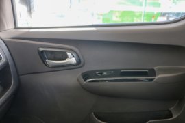 小金刚EV&nbsp;电动自卸车驾驶室图片