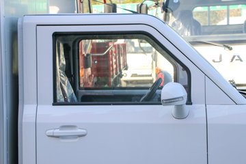 ���� ���� 2.0T 2.65�׵��Ŵ��綯��ʽ΢��23.96kWhͼƬ