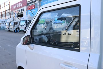 ���� ���� 2.0T 2.65�׵��Ŵ��綯��ʽ΢��23.96kWhͼƬ