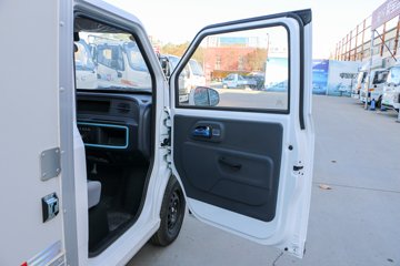 ���� ���� 2.0T 2.65�׵��Ŵ��綯��ʽ΢��23.96kWhͼƬ