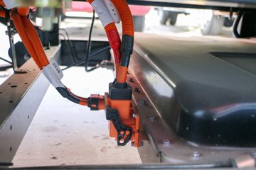 ���� ���� 2.0T 2.65�׵��Ŵ��綯��ʽ΢��23.96kWhͼƬ