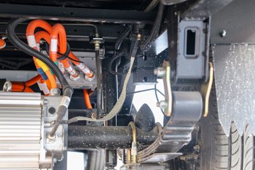 ���� ���� 2.0T 2.65�׵��Ŵ��綯��ʽ΢��23.96kWhͼƬ