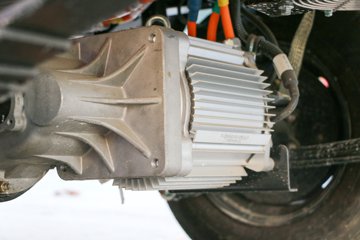 ���� ���� 2.0T 2.65�׵��Ŵ��綯��ʽ΢��23.96kWhͼƬ