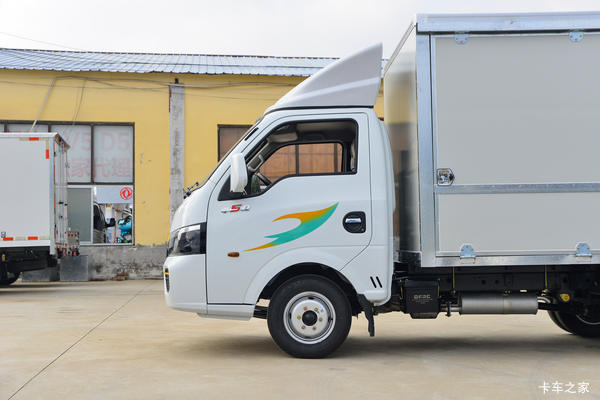 本店为您推荐 东风途逸 T5 1.6L 122马力 汽油 2.8