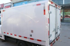 江淮 卡拉 2.0T 2.65米单排纯电动厢式微卡23.96kWh