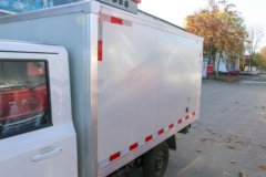 江淮 卡拉 2.0T 2.65米单排纯电动厢式微卡23.96kWh