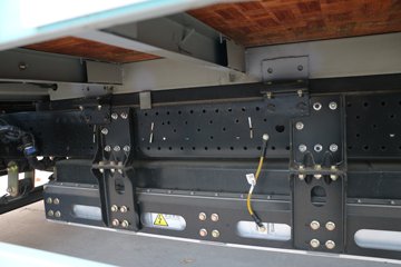 ���� EVM100 4.5T 4.13�׵��Ŵ��綯��ʽ�ῨͼƬ