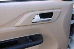 长安跨越 跨越星V7EV 豪华型 2.5T 6座 4.8米纯电动多用途乘用车41.86kWh
