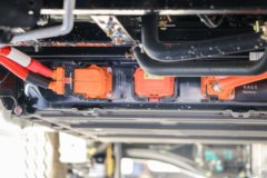 长安跨越 跨越星V7EV 豪华型 2.5T 6座 4.8米纯电动多用途乘用车41.86kWh