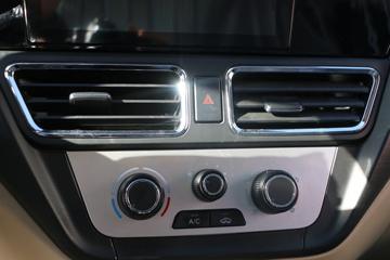 ������Խ �±�T3 PLUS ������ 3.1T 3.2�׵��Ŵ��綯��ʽ΢��41.86kWhͼƬ