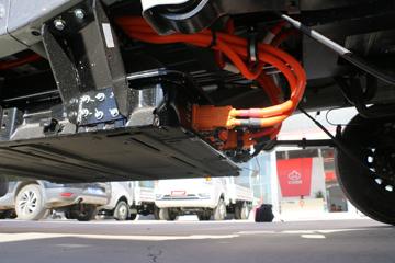 ������Խ �±�T3 PLUS ������ 3.1T 3.2�׵��Ŵ��綯��ʽ΢��41.86kWhͼƬ